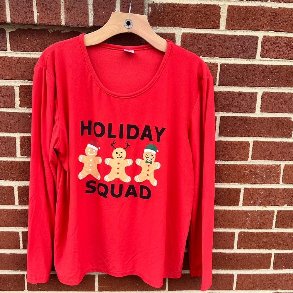 4/$20 Christmas Top